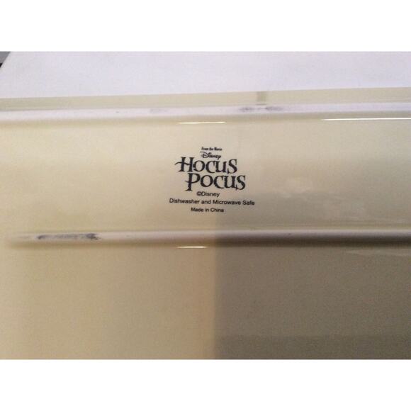 BRAND NEW DISNEY HOCUS POCUS HALLOWEEN DECORATIVE TRAY “I AM A SANDERSON SISTER” - Picture 3 of 9